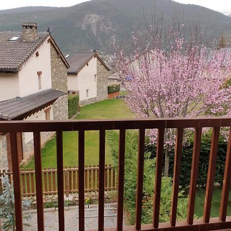 Pico Almanzor Villa Villanúa Dış mekan fotoğraf