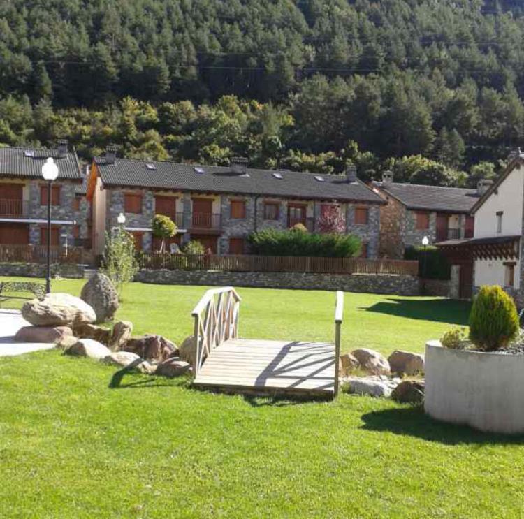 Pico Almanzor Villa Villanúa Dış mekan fotoğraf